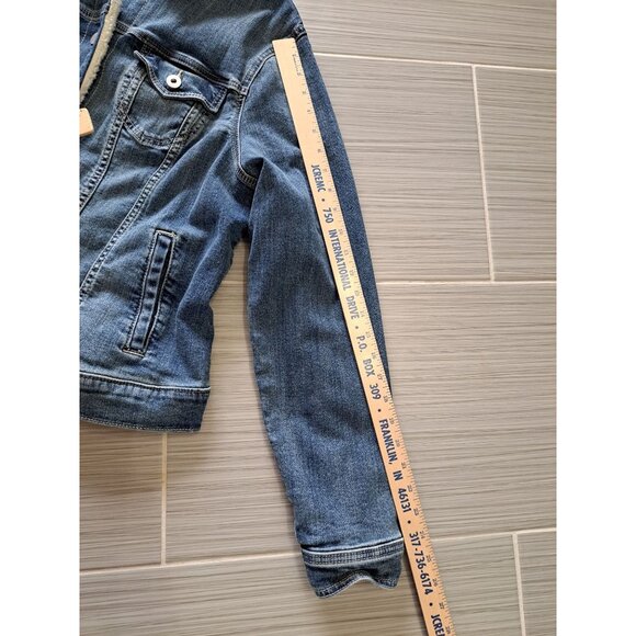 Torrid 2XL Denim Trucker Jacket With Faux Sherpa Collar  Lined Winter Warm - Picture 11 of 11